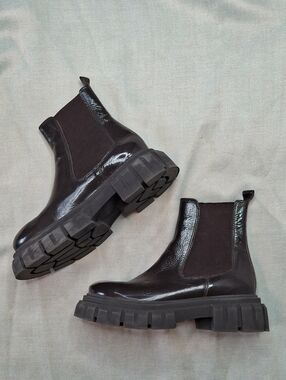 INUOVO Dark Brown Patent Leather Chunky Chelsea Boots EU 39 US 8.5 Platform Lug